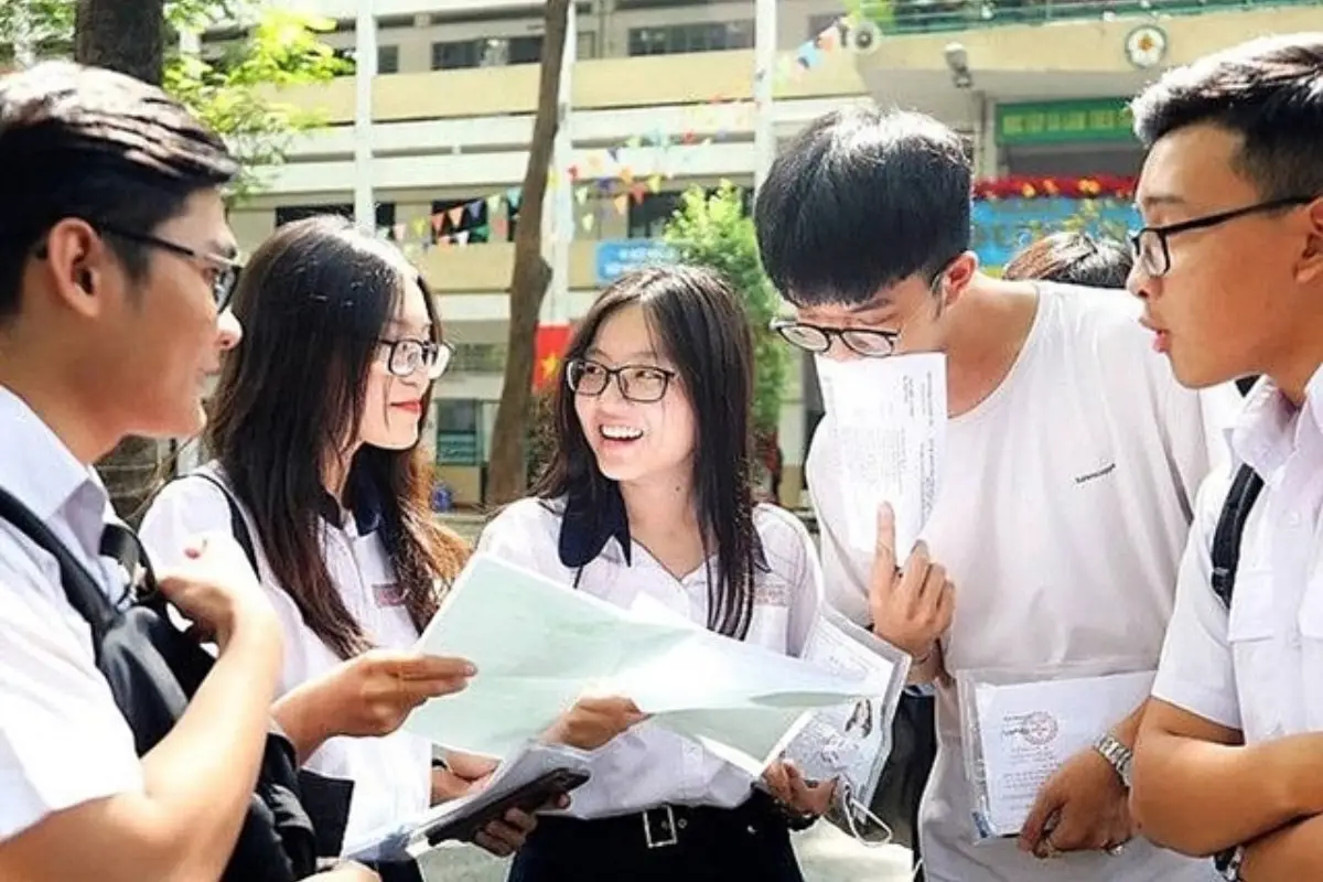 Rớt tốt nghiệp THPT: Nỗi lo và giải pháp