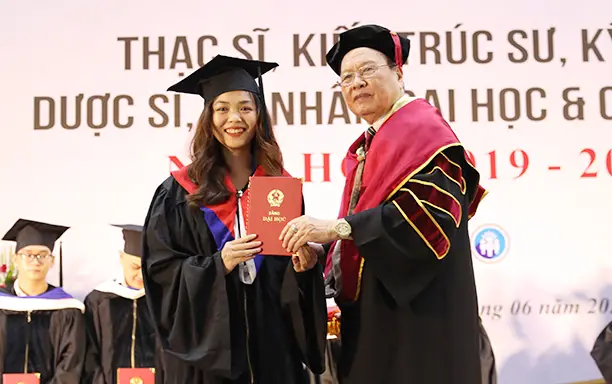 Chạy Bằng Đại Học Giá Rẻ - Nâng Cao Giá Trị Bản Thân