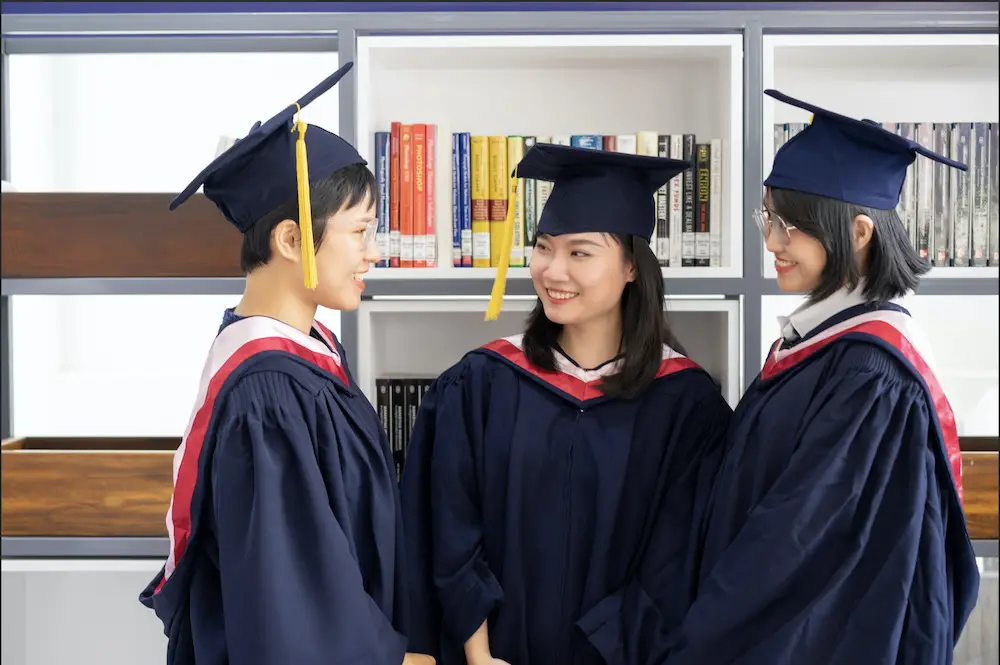 Mua bằng đại học chính quy giá rẻ phôi thật - Làm Bằng VIP