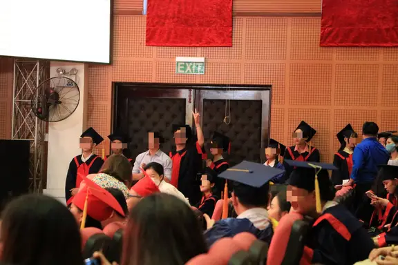 Tại sao không nên học đại học? - Lựa chọn con đường riêng