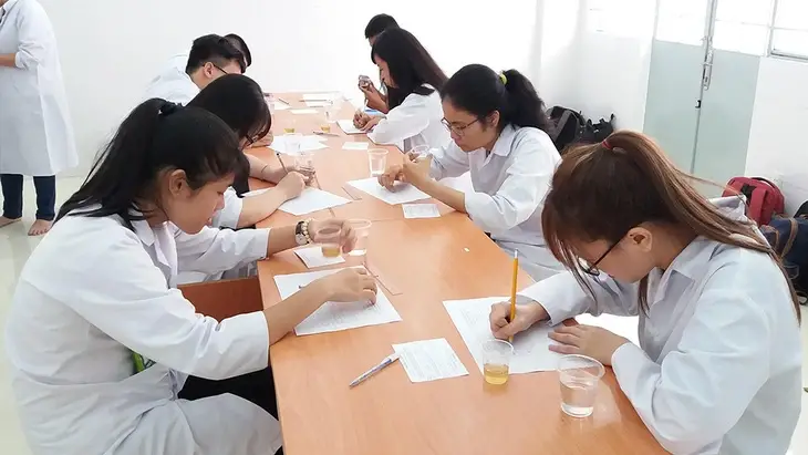 Học phí đại học công nghệ thực phẩm