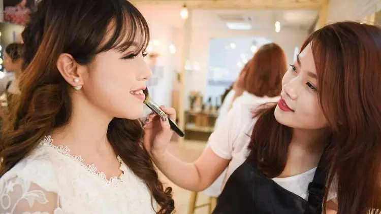 Không có bằng cấp 3, làm nghề gì để thành công?