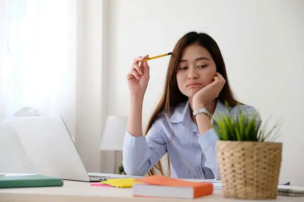 Học xong cấp 3 nên học nghề gì? - Bí kíp chọn nghề phù hợp