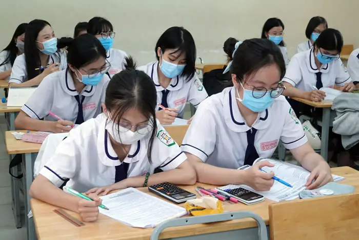 Học xong cấp 3 nên học nghề gì? - Bí kíp chọn nghề phù hợp