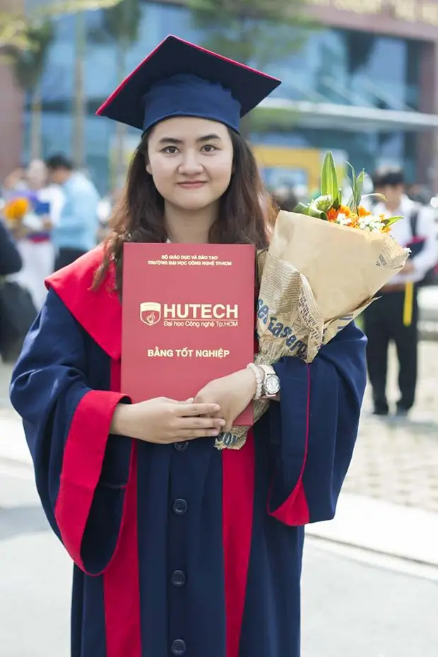 Mua bằng đại học Hutech tại Làm Bằng VIP nhanh chóng và dễ dàng