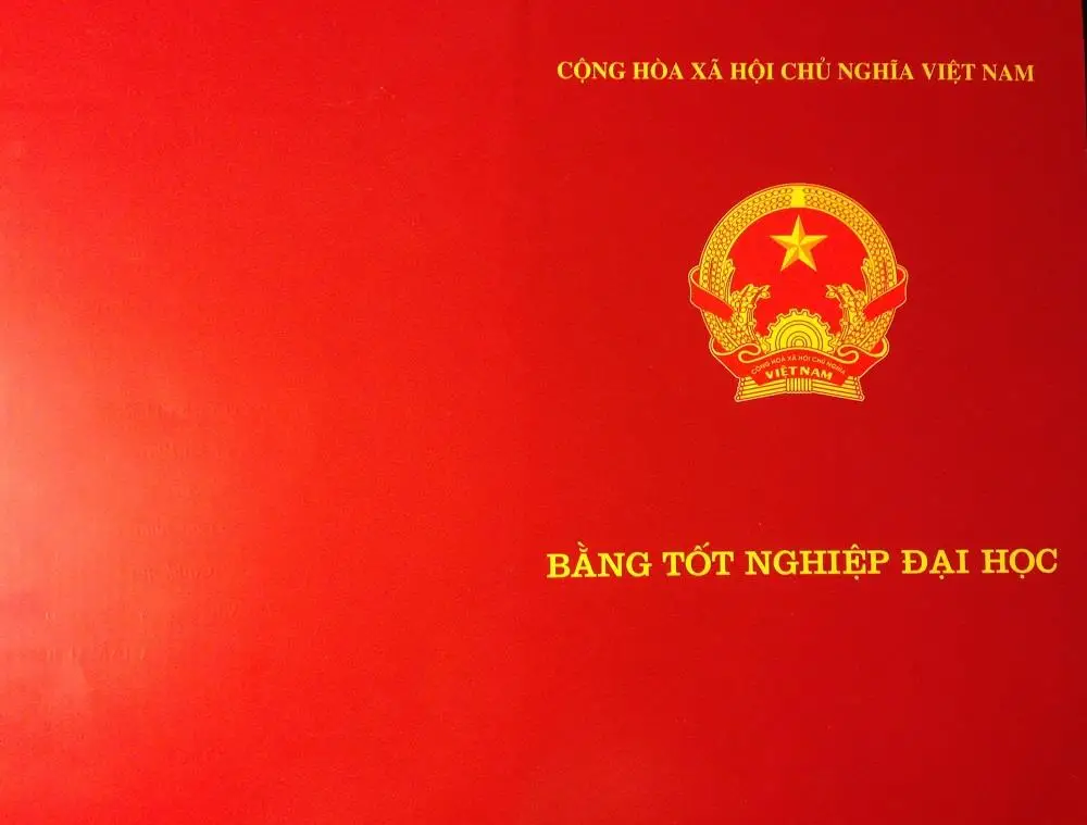 Khám phá mẫu bằng tốt nghiệp đại học từ xa