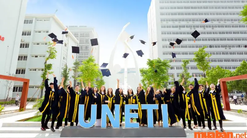 Khám phá mẫu bằng tốt nghiệp đại học từ xa