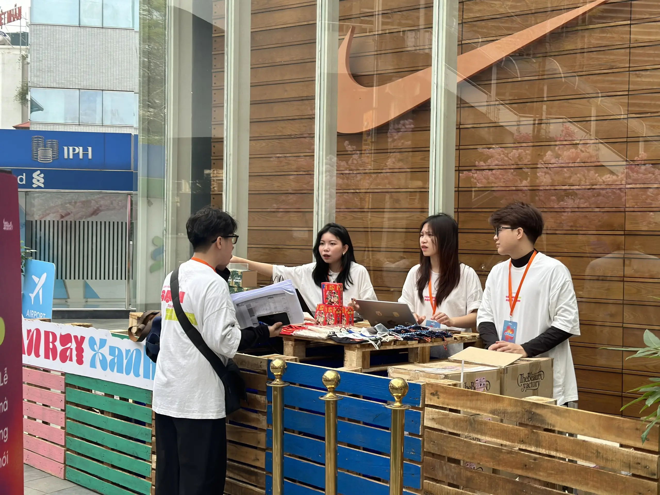 Bằng cấp 3 làm được nghề gì? Hướng dẫn tìm việc hiệu quả