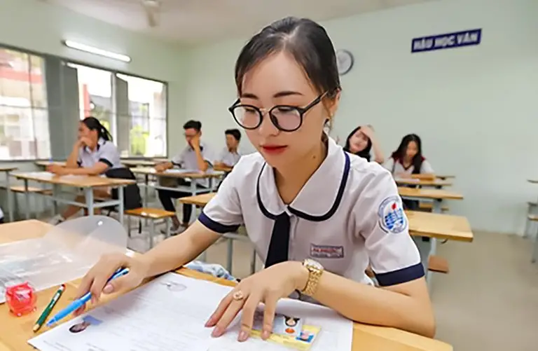 Công chứng bằng tốt nghiệp ở đâu? Hướng dẫn chi tiết và đầy đủ nhất