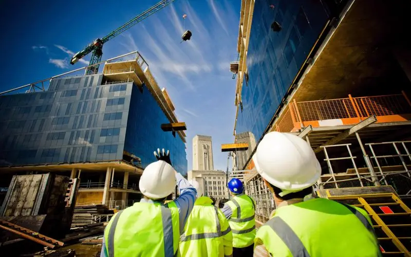Nam có bằng cấp 3 thì làm nghề gì lương cao?