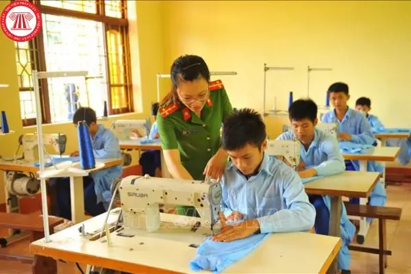 Trường Bổ Túc Là Gì? Nắm Vững Kiến Thức Để Lựa Chọn Đúng Đắn