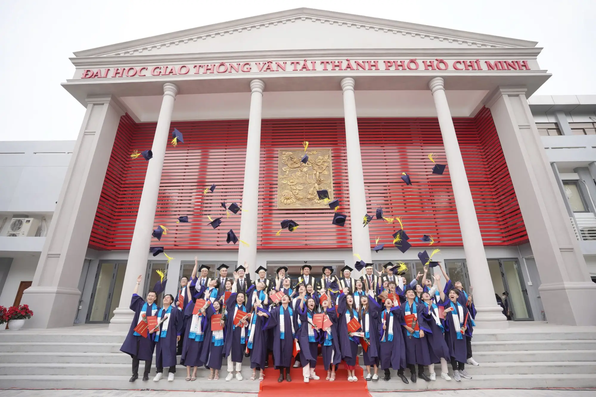 Học phí Đại học Giao thông vận tải TPHCM: Nâng cao kiến thức, vững nghiệp