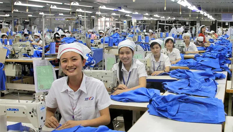 Không có bằng cấp 3 có đi XKLĐ được không?