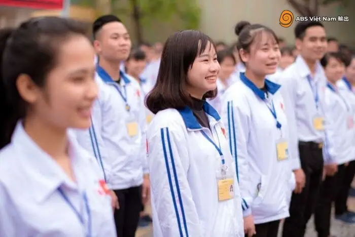 Không có bằng cấp 3 có đi XKLĐ được không?