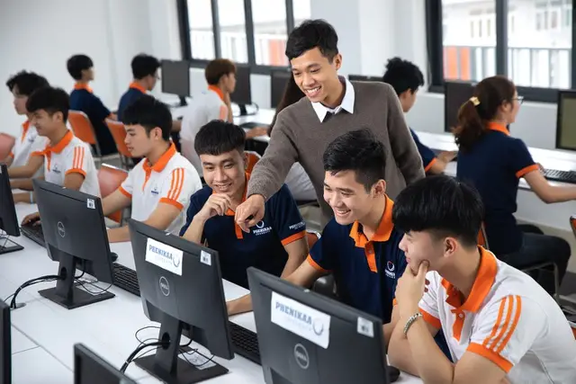 Làm Bằng Đại Học Chính Quy Giống Thật 100% Giải Pháp Hoàn Hảo Cho Sự Nghiệp