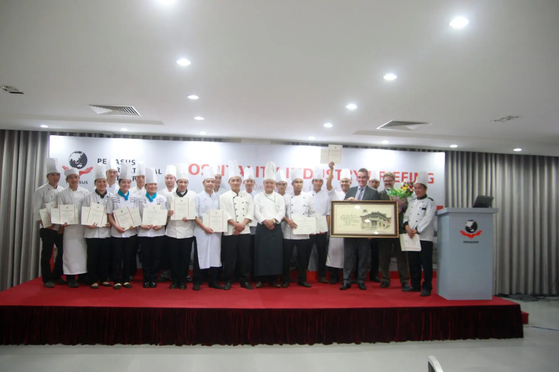 Những Nghề Không Cần Bằng Cấp