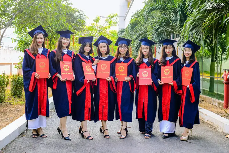 Bằng Đỏ Đại Học Là Gì? Điều Kiện Và Ý Nghĩa