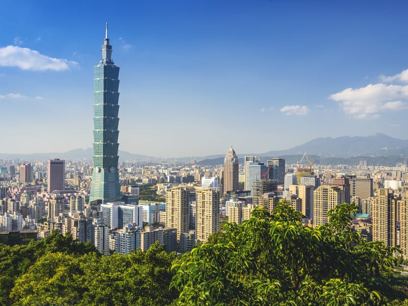Discover the capital’s landmarks like Taipei 101, one of the world’s largest buildings