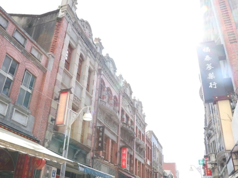 Discover the spiritual and mercantile roots of Taipei