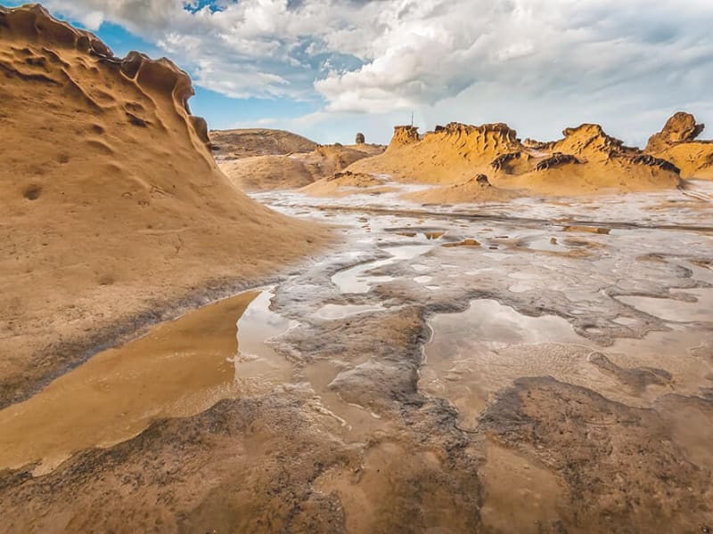 Walk among the strange and mystical rock formations of Yehliu Geopark