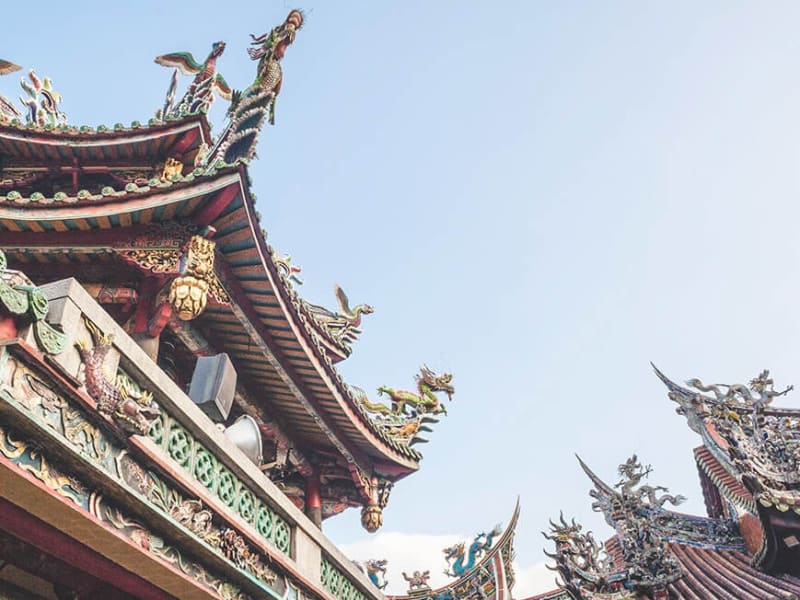 Then lively Longshan Temple
