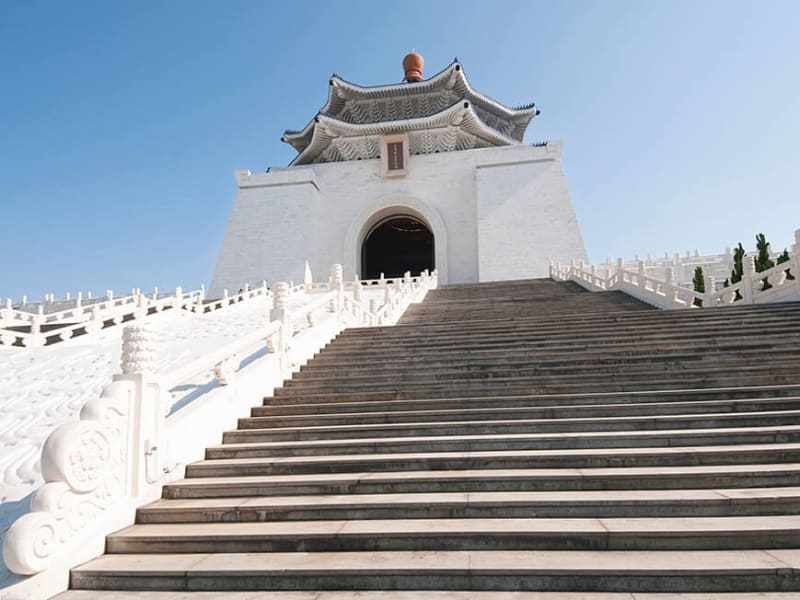 Explore Democracy Plaza, AKA Chiang Kai Shek Memorial