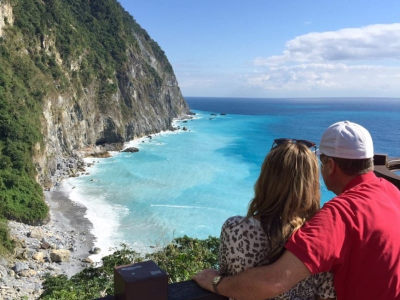 Day 5: Experience the dramatic beauty of Qingshui Cliff, where sheer rock faces meet the endless blue of the Pacific Ocean.