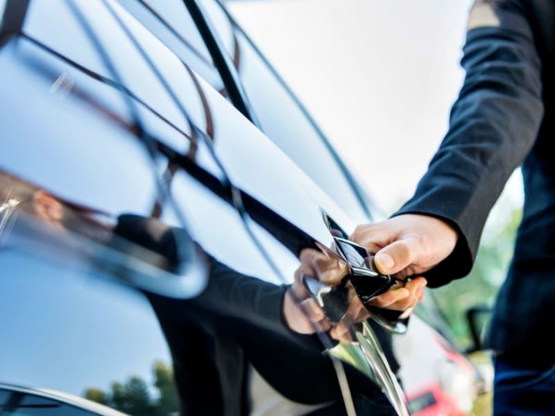 Private Chauffeur Service with Mandarin Speaking Driver