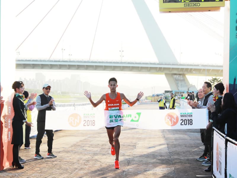 Run alongside 12,000+ other runners in the 2019 EVA AIR Marathon