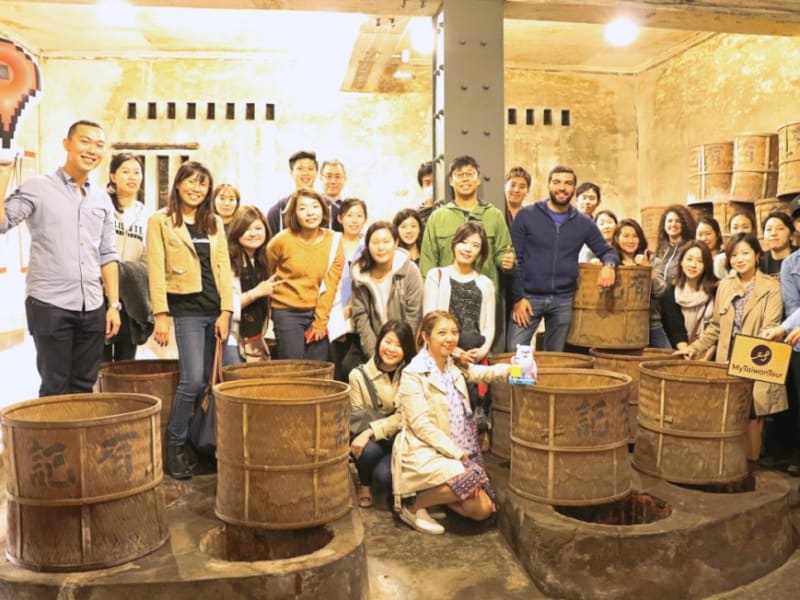 Visit a family-run tea roasting plant 