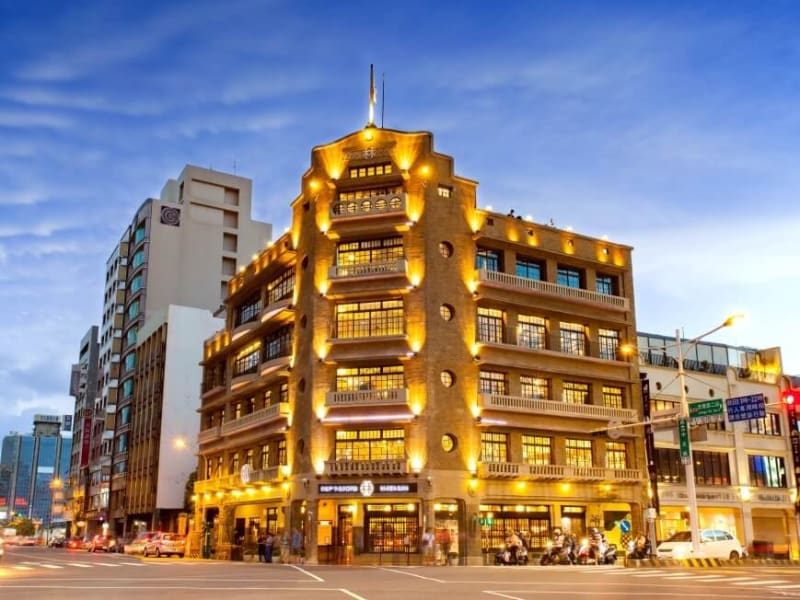 Immerse yourself in Tainan's past and present with a history lesson about Tainan's Lin Department Store (Hayashi Department Store)