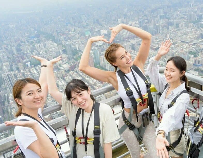 NEW! Taipei 101 Top Floor Tour