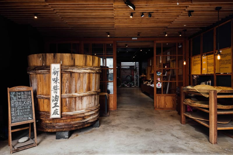 90餘年、碩果僅存的日式傳統醬油釀造工廠「新味醬油」DIY體驗