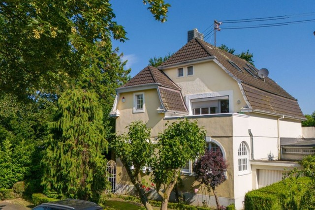 Single Family Home