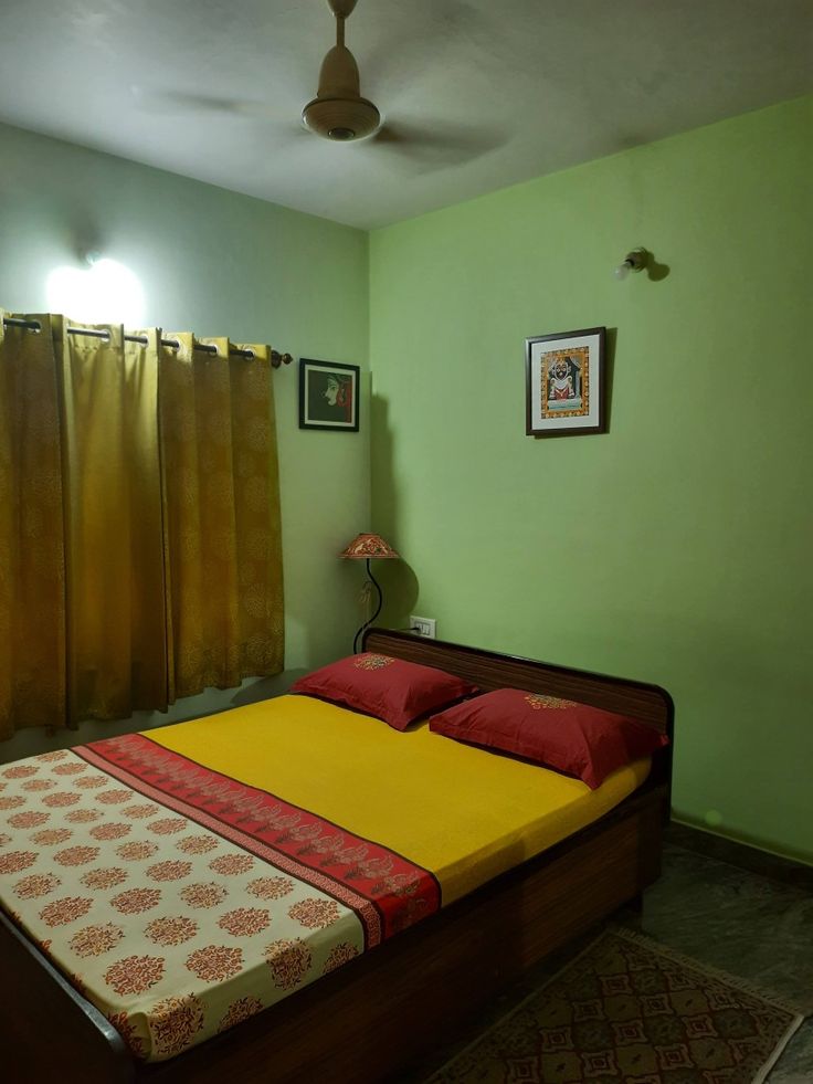 Room image 2