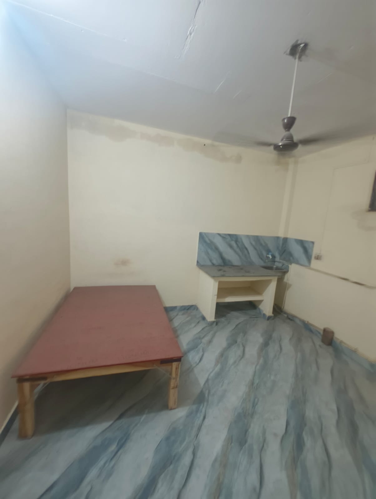 one room with attached kitchen and bathroom - two peoples in Nawabganj, photo 3
