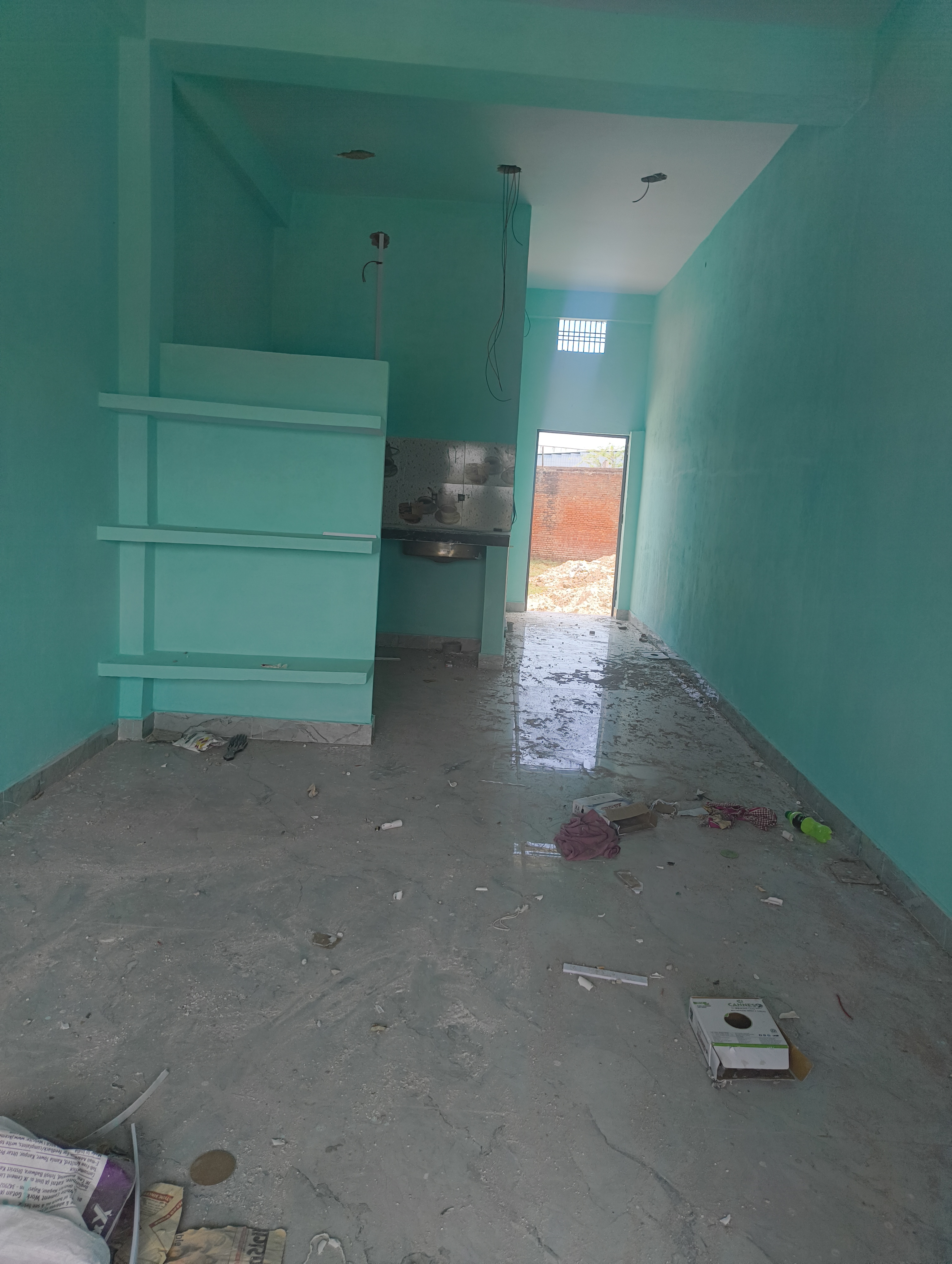 Single room with kitchen - Three persons in Nawabganj, photo 2
