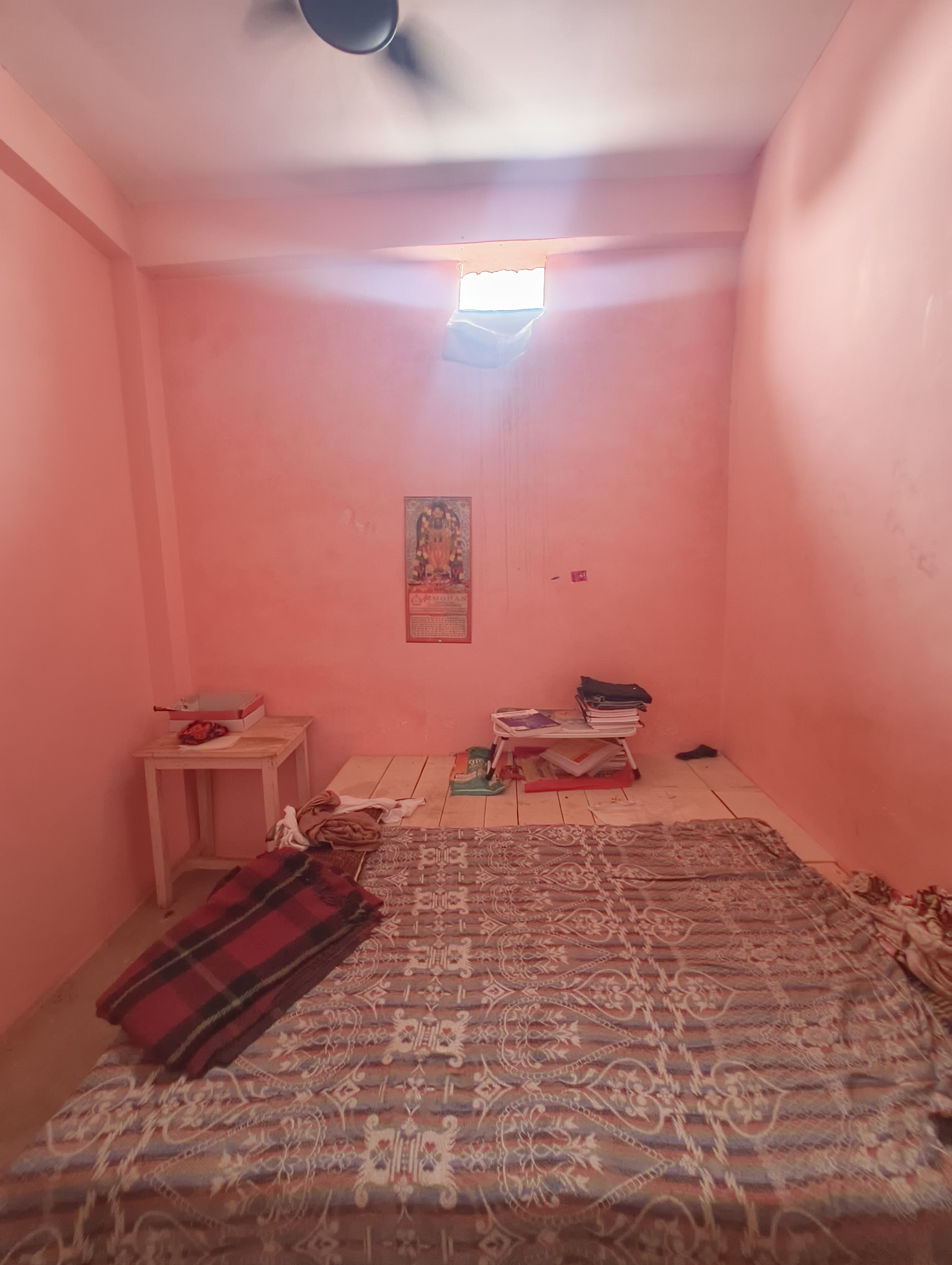 1RK - room for rent in Mandhana