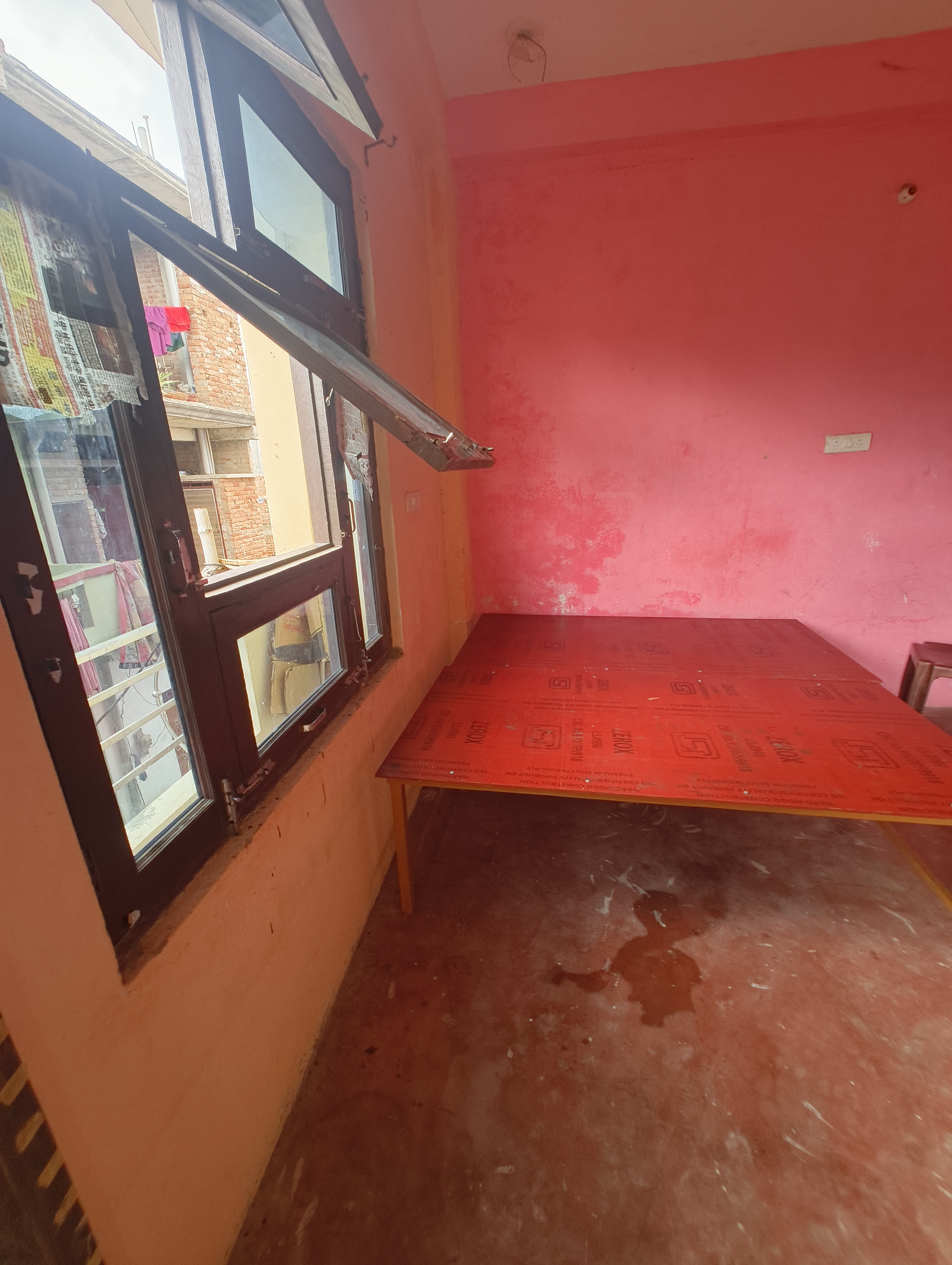 1RK - room for rent in Mandhana