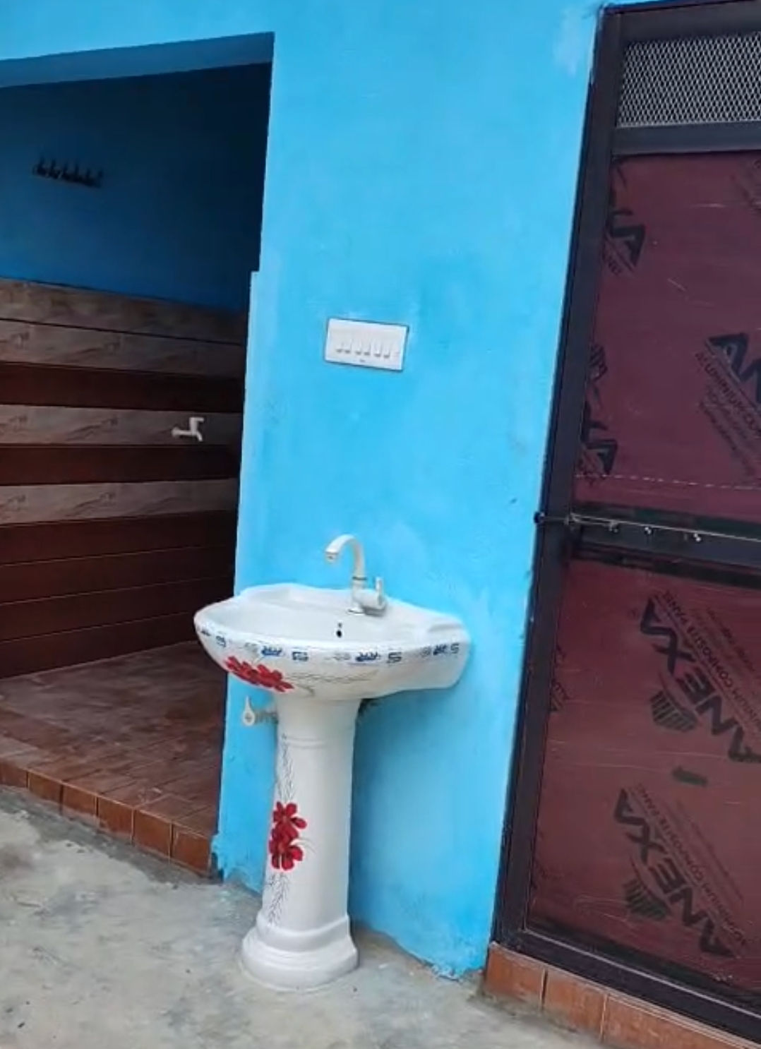 Semi Furnished single Room - Semi Furnished in Rooma kanpur nagar near axis college, Allen house college and KIT college., photo 3