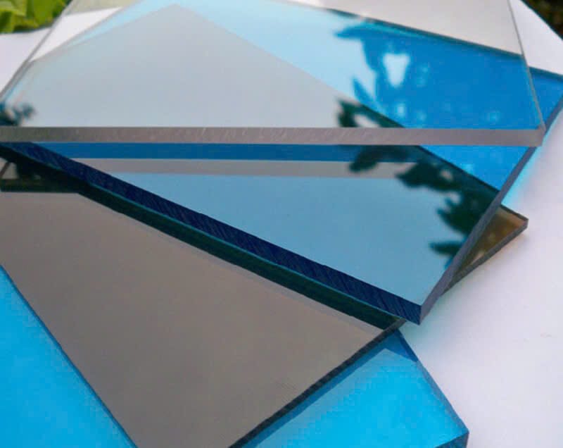 Tấm nhựa Polycarbonate đặc ruột cao cấp Polyvista 10mm
