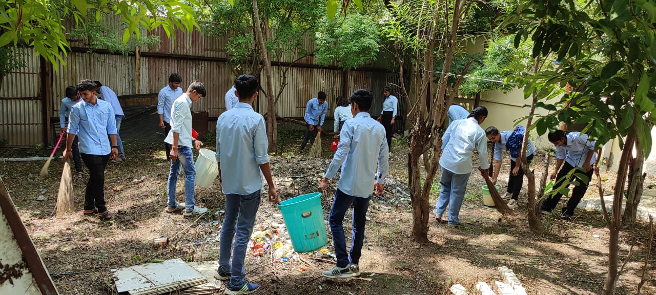 MIT CFT Campus Cleaning Drive NSS 2024