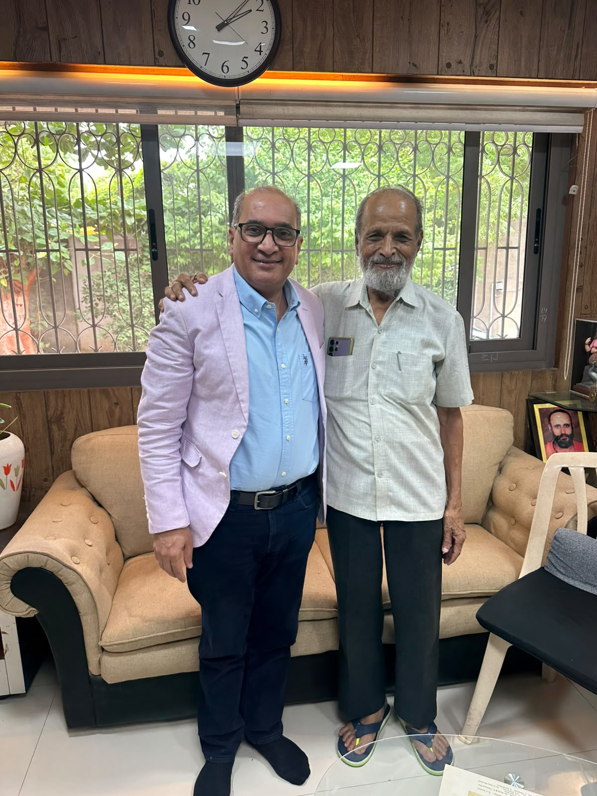 Mr. Nikunj Sharma (Director Head - FinX), a 1989-1993 alumnus (Electronics Engineering) from Mumbai, met President Dr. Y. A. Kawade.