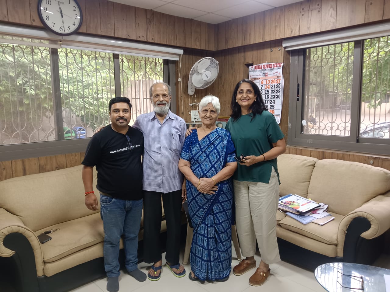 Shri V. P. Singh ( Batch 1996-2000)  visited MIT Campus and met Dr. Kawade Sir and Dr. Lomte madam.