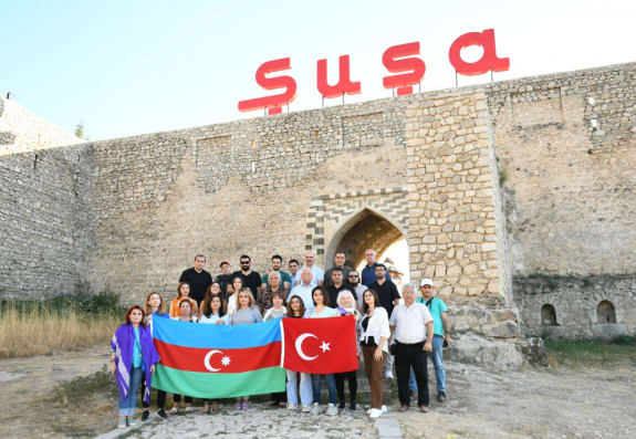 “Şuşa yaradıcılıq emalatxanası” layihəsinin iştirakçıları mədəniyyət paytaxtımızla tanış olublar