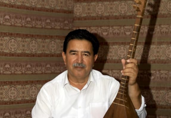 Ələsgərdən yadigar saz