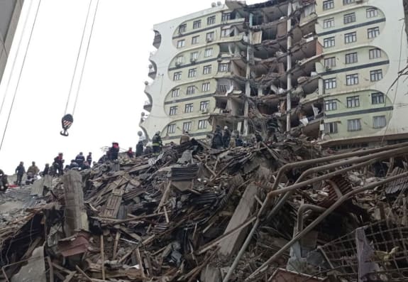 Zəlzələ bölgəsindəki Azərbaycan vətəndaşları siyahıya alınır