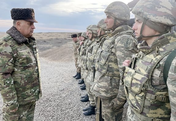 Baş Qərargah rəisi hərbi hissələrin xidməti-döyüş fəaliyyətini yoxlayıb