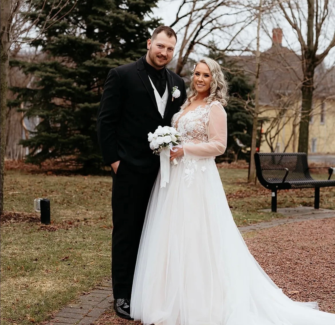 Alyssa Jensen — couple portrait