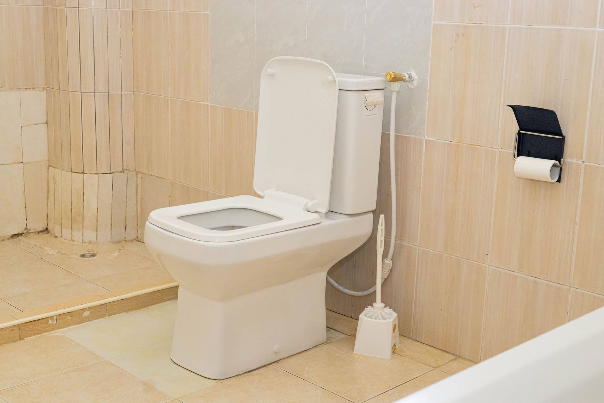 Bathroom of 5 Bedroom Fully Furnished Airbnb in Kitengela Milimani
